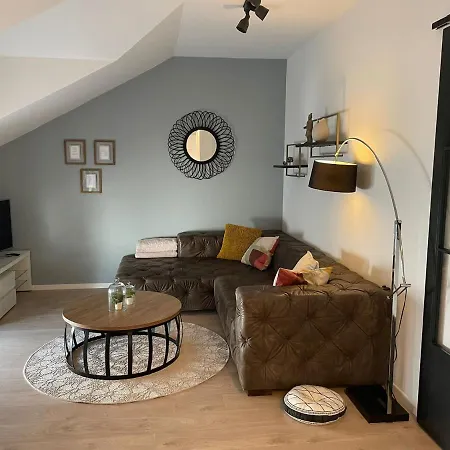 Deana Apartment *
