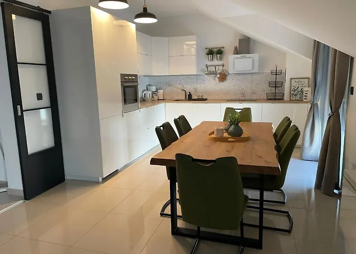 Deana Apartament Jezera