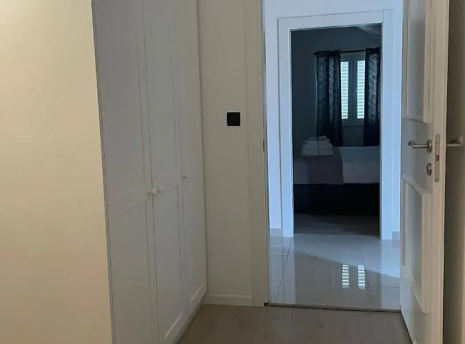 Deana Apartament